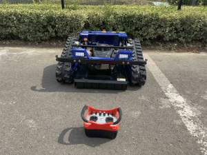 Usine <span class=keywords><strong>Moins</strong></span> <span class=keywords><strong>Cher</strong></span> Pente Télécommande Tondeuse À Gazon Piste Tondeuse À Gazon-Tondeuse À Gazon Professionnelle à Vendre - Product Image 3