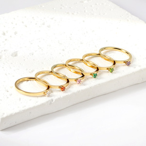 แหวนแฟชั่นชุบทอง 18k แหวนวงเรียบสำหรับผู้หญิง สแตนเลสประดับเพชรเม็ดเดียว แหวนนิ้วชี้ ของขวัญเครื่องประดับ - Product Image 1