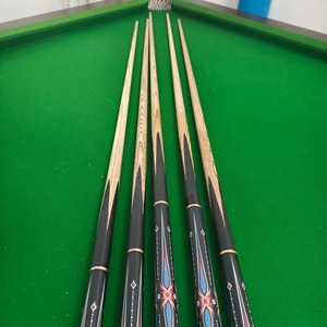 Queue de billard Middle Eight 145 en 1 pièce, bois blanc durable, pour snooker et billard - Product Image 2