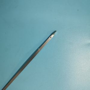 Jauge d'huile moteur 16910-85F12 pour Suzuki Grand Vitara XL-7 2.5 2.7 V6 1999-06 - Product Image 2