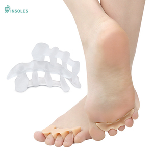 99 plantillas al por mayor <span class=keywords><strong>de</strong></span> silicona 1 par <span class=keywords><strong>de</strong></span> separadores <span class=keywords><strong>de</strong></span> dedos para Fitness funcional separador <span class=keywords><strong>de</strong></span> dedos <span class=keywords><strong>de</strong></span> atleta <span class=keywords><strong>Sastre</strong></span> juanete - Product Image 5