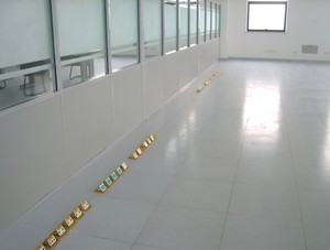 링딩 스틸/황산 칼슘 ESD 컴퓨팅 서버 병원 사무실 건물용 현대식 고층 바닥 정전기 방지 세라믹 타일 - Product Image 5