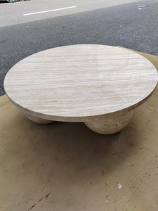 Tavolino da Caffè in Marmo Amara Rotondo in Travertino con Base a 3 Sfere - Product Image 4