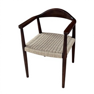 Chaise de salle à manger moderne en bois massif avec siège en corde tressée, fauteuil pour restaurant et café, mobilier d'intérieur, personnalisable OEM - Product Image 1