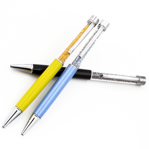 Bolígrafo de Metal de Escritura Suave y Rápida, de la Mejor Calidad, con Color Personalizado y Tinta Azul/Negra - Product Image 4