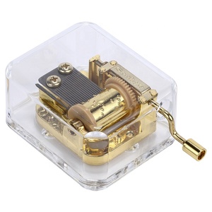 Ever Bright 18-Tone Gold Plating Music Box Mechanism Square Transparent Acrylic Hand Cranked Music Box <strong>Custom</strong> Recordable - Product Image 2
