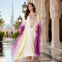 Robe longue maxi Kaftan Abaya en polyester dégradé 2026 avec broderie perlée, col en V et manches chauve-souris pour banquets, fêtes et festivals