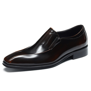 Zapatos de Vestir Negros de Charol con Punta Puntiaguda para Hombre, Estilo Profesional, Antideslizantes, con Suela de Goma, Venta al por Mayor - Product Image 4