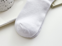 Chaussettes courtes papillon noir et blanc personnalisées, tendance, décontractées, pour skateboard, automne, pour femme, antibactériennes, avec revers, usage quotidien