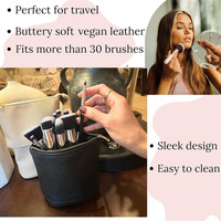 Pochette à pinceaux de maquillage en cuir PU convertible avec logo personnalisé, support vertical pour pinceaux, organiseur de cosmétiques de voyage avec rangement rétractable