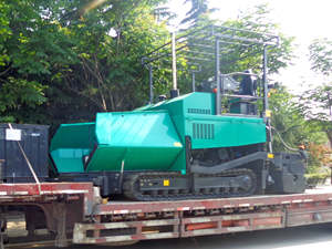 Petit finisseur routier à chenilles RP505IV pour asphalte et <span class=keywords><strong>béton</strong></span>, au meilleur <span class=keywords><strong>prix</strong></span> pour la construction de routes municipales - Product Image 3