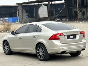 Voiture d'<span class=keywords><strong>occasion</strong></span> <span class=keywords><strong>Volvo</strong></span> <span class=keywords><strong>S60</strong></span> Berline de luxe 5 places, conduite à gauche, moteur turbo, automatique, équipements de sécurité, <span class=keywords><strong>essence</strong></span>, modèle 2017-2019 - Product Image 5