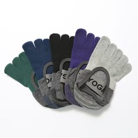 Chaussettes de yoga à cinq doigts respirantes avec logo personnalisé, design à sangle d'épaule pour femme, semelle antidérapante en silicone intégral pour Pilates et fitness
