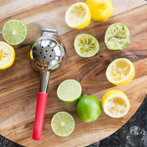 Exprimidor de Limones Manual de Acero Inoxidable con Mango de Silicona al por Mayor - Product Image 5