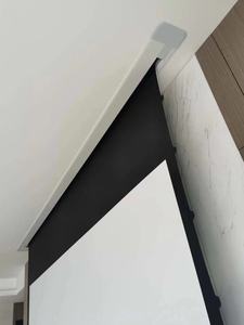 72 "-150" Écran de projecteur de tension à languette électrique/motorisée ALR moderne encastré au plafond et rejetant la lumière ambiante - Product Image 4