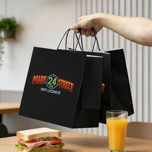 Sacs d'emballage alimentaire à emporter en papier kraft noir écologique et recyclable avec logo personnalisé pour la livraison en restaurant et bar - Product Image 6