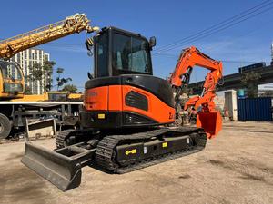 Excavatrice Hitachi ZX50 d'occasion de 5 tonnes avec moteur PLC, boîte de vitesses, pompe et roulement - Origine Japon disponible - Product Image 3