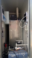 Cabine sanitaire moderne à 3 pièces avec lavabo et éclairage pour les installations extérieures, remorque de toilettes portables