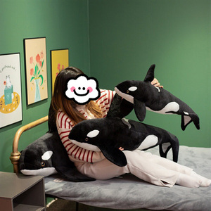 Tiburón relleno animales marinos realista Orcinus <span class=keywords><strong>Orca</strong></span> <span class=keywords><strong>ballena</strong></span> negra juguetes <span class=keywords><strong>de</strong></span> <span class=keywords><strong>peluche</strong></span> pez grande muñeca <span class=keywords><strong>de</strong></span> tela niños regalo <span class=keywords><strong>de</strong></span> cumpleaños - Product Image 5