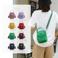 Tas Selempang Mini Messenger Kecil Bahan Nilon untuk Perjalanan dengan Banyak Kantong Resleting, Tas Selempang Wanita, Tas Mini, Tas Tangan