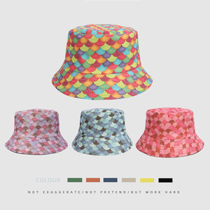 Chapeau Bob Unisexe Imprimé Écailles Colorées, Chapeau de Pêcheur d'Été à Large Bord, Protection Solaire, Léger et Respirant, Idéal pour les Festivals - Product Image 1