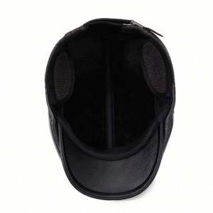 Vente en gros Nouvelle collection Automne Hiver Mode Chapeau béret pour homme, chaud, doublure polaire, dessus plat, style casquette plate, avec cache-oreilles - Product Image 4