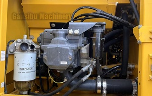 รถขุดไฮดรอลิกแบบตีนตะขาบ Komatsu PC200-8MO มือสองสภาพ 98% รุ่นปี 2023 ชั่วโมงการใช้งานต่ำ เครื่องยนต์ PLC ปั๊ม เกียร์บ็อกซ์ อุปกรณ์ก่อสร้าง - Product Image 5