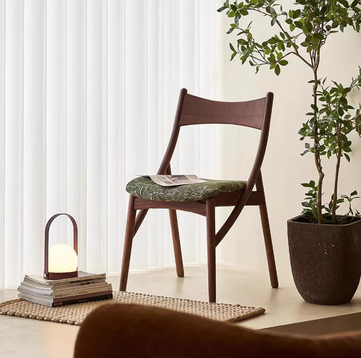 S27 solid wood dining chair