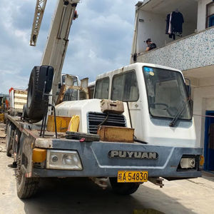 Grúa usada ZOOMLION 25T Precio económico excelente rendimiento Grúa usada ZOOMLION en venta - Product Image 1