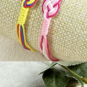 Pulseras de Nudos de la Suerte Ajustables Hechas a Mano, Colores de la Bandera de México, Pulsera de Hilo Tibetano - Product Image 5