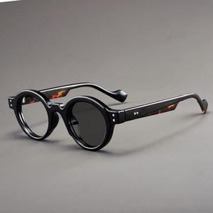 Nouveauté <span class=keywords><strong>Lunettes</strong></span> <span class=keywords><strong>de</strong></span> vue rondes vintage <span class=keywords><strong>pour</strong></span> hommes et femmes <span class=keywords><strong>Lunettes</strong></span> <span class=keywords><strong>de</strong></span> lecture avec verres progressifs <span class=keywords><strong>Voir</strong></span> à la fois <span class=keywords><strong>de</strong></span> <span class=keywords><strong>près</strong></span> et <span class=keywords><strong>de</strong></span> loin - Product Image 4