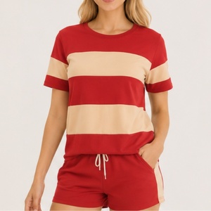 Ensemble décontracté deux pièces pour femme, couleur contrastante, coupe classique, t-shirt à manches courtes et short, vêtements amples pour femme - Product Image 1