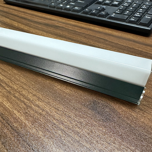 HanYin profesyonel asılı siyah alüminyum altıgen detaylandırma ticari lamba - Product Image 6