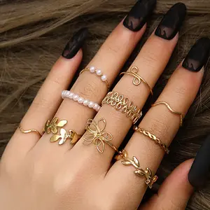 Bohemian Wave Flower Rings Set For Women Vintage Geometric Pearl Butterfly Metal Chain Knuckle Rings Trendy Jewelry Gift