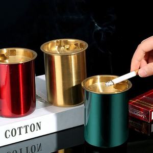 Cendriers debout vides de cigare d'étain de <span class=keywords><strong>poche</strong></span> de purification d'air d'acier inoxydable en gros portatif d'usine pour des voitures - Product Image 1