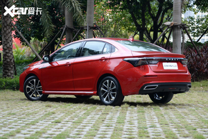 Chery Arrizo <span class=keywords><strong>5</strong></span> PRO Sedán <span class=keywords><strong>2019</strong></span>, Volante a la Izquierda, Cámara Trasera, Asientos de Tela, Neumáticos R17, Automático, Gasolina, Interior Oscuro - Product Image 3