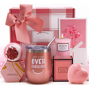 Nouveautés 2024 Cadeaux de luxe pour maman Anniversaire Noël Saint-Valentin <span class=keywords><strong>Bombe</strong></span> de bain Cadeaux de spa Personnalisés Cadeaux uniques pour femmes Ensemble cadeau - Product Image 1