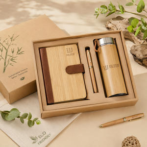 Ensemble d'accessoires de bureau Bamboo Lifestyle Collection avec clavier, souris, calculatrice, porte-stylo, haut-parleur, logo personnalisé - Product Image 3