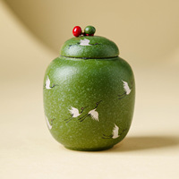 Boîte à thé en céramique verte avec motif grue blanche peinte à la main, petit pot de rangement hermétique avec couvercle perlé