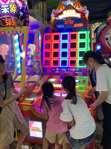 Doanh Thu Lợi Nhuận Tốt Nhất Bóng Quái Vật Ném Ném Bóng Khu Vực Phòng Arcade Khu Vực Trong Nhà Công Viên Thương Mại Máy Đổi Vé - Product Image 6
