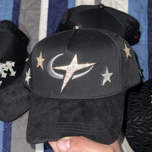 Fabricante de Gorras Originales de 5 Paneles, Gorras de Béisbol Negras con Visera Curva, Estilo Deportivo, Tejido Común, Fabricante OEM - Product Image 1