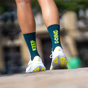 Logo personnalisé Athletic <span class=keywords><strong>Trail</strong></span> Performance Chaussettes de course à pied Chaussettes de sport respirantes rembourrées Chaussettes de cyclisme à <span class=keywords><strong>compression</strong></span> pour hommes - Product Image 1