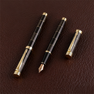 Stylo en métal d'affaires haut de gamme de luxe avec logo diamètre d'écriture 0.5mm stylo personnalisé stylo de calligraphie pour hommes pour cadeaux d'entreprise - Product Image 2