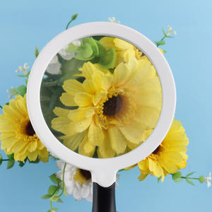 Lupa de Mano Portátil para Personas Mayores para Leer Periódicos Modelo TH-603 - Product Image 2