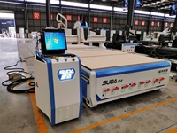 NOUVEAU Routeur CNC 3 axes SUDA MC1325-G3 avec ATC, NC Studio, 5,5 kW, refroidissement par eau, table 1300x2500mm, pour découpe bois/acier/aluminium et pierre, avec pompe