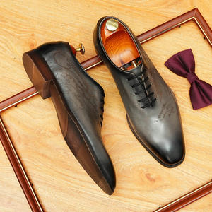 Zapatos derby de cuero hechos a mano de alta gama para hombre, ideales para eventos de negocios, calzado elegante y formal. - Product Image 1