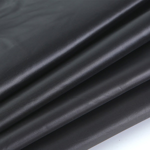 Tissu en <span class=keywords><strong>nylon</strong></span> taffetas <span class=keywords><strong>ripstop</strong></span> imperméable 20D 400T 100% <span class=keywords><strong>nylon</strong></span> pour vestes en duvet - Product Image 1