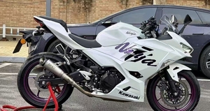 Kawasaki Ninja KRT Edition 2026 de 400cc, la Más Vendida - Suspensión Deportiva, Sistema ABS, Estabilidad a Alta Velocidad - Product Image 3
