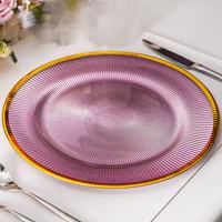Vente en gros 13 pouces élégant personnaliser vert bleu or rose motif rayé rond assiettes de présentation en verre pour la décoration de mariage