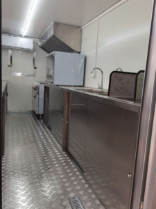 Furgone Mobile per Alimenti in Lamiera Zincata, Cucina Completa, Mini Rimorchio Portatile per Concessioni, Fast Food, Snack, Panetteria, Ristorante 3 - Product Image 5